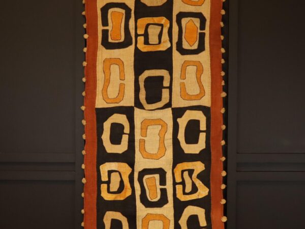 Kuba Totem Textile Wall Hanging – African Tribal Art Décor