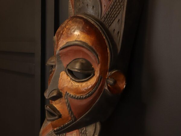 Ancestral Crown Mask – African Tribal Wall Décor