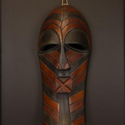 Silent Guardian Mask – African Wooden Wall Décor