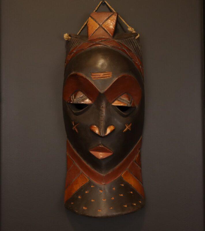 Crowned Shadow Mask – African Wooden Wall Décor dimensions guide