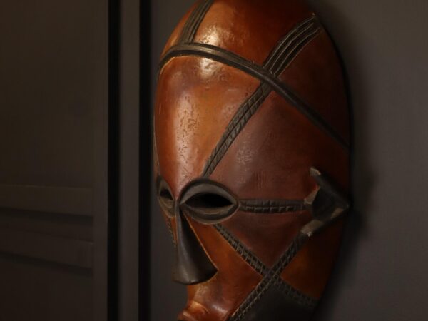 Crossroads Spirit Mask – Hand-Carved African Wall Décor