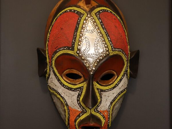 Sunfire Heritage Mask – African Beaded Wall Décor