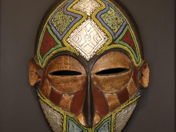 Bronze Mosaic Mask – African Beaded Wall Décor
