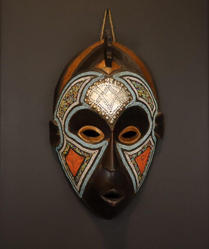 Obsidian Sky Mask – African Beaded Wall Décor dimensions guide