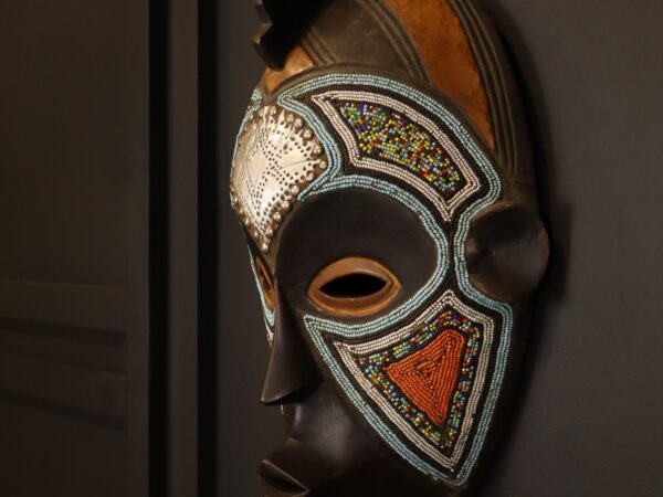 Obsidian Sky Mask – African Beaded Wall Décor