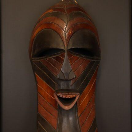 Chevron Harmony Mask – Handcrafted African Wooden Wall Décor